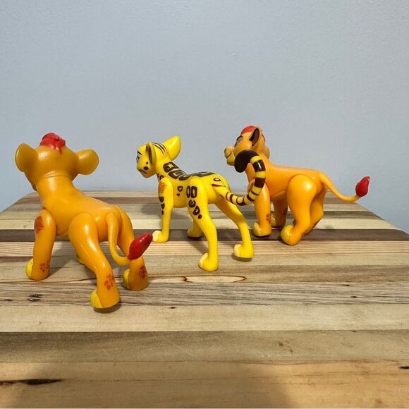 Lot of 3 Disney Lion King Lion Guard 1.5" Mini Figures - Picture 3 of 3